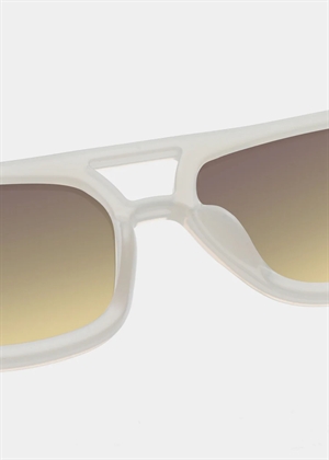 Kaya solbrille Cream Bone A.Kjærbede